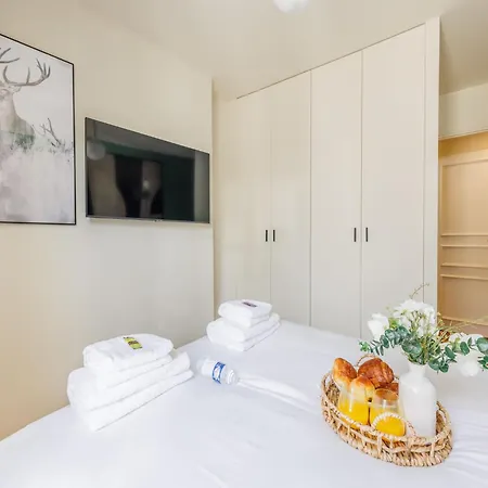 Pc-37-Gregoire-A52-Bm - Bon Marche Apartment
